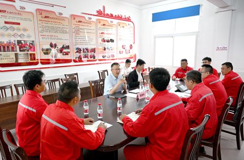 聂晓炜到基层联系点党支部调研指..